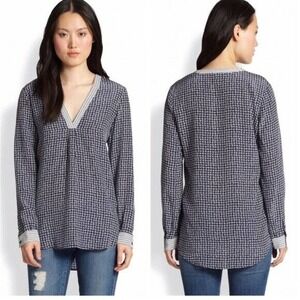 Joie Size Small Navy Star Print Carven Blouse